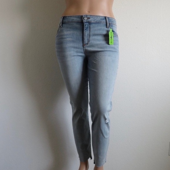 KUT from the KLOTH Jeans Women’s DISTRESSED Connie Ankle Skinny Plus Size 18 NWT - Picture 3 of 4